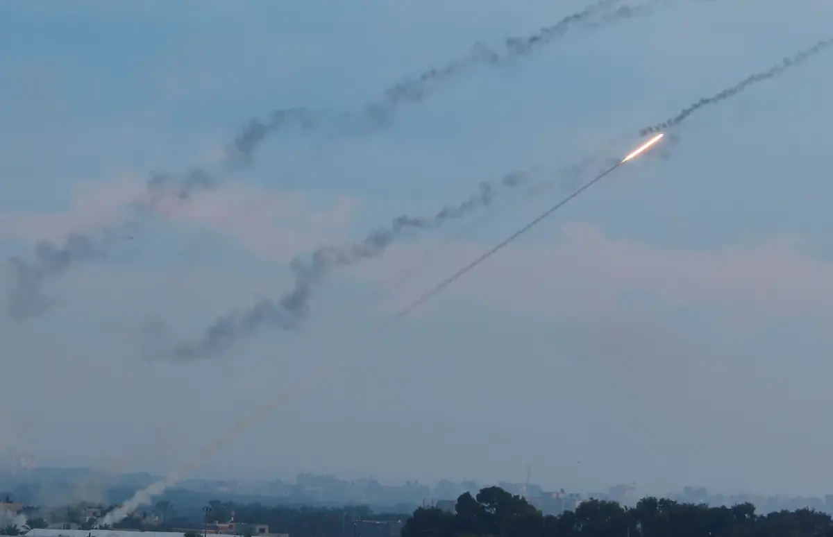 ฮามาสเปิดศึกกับอิสราเอล ยิงจรวดถล่ม 5,000 ลูก
