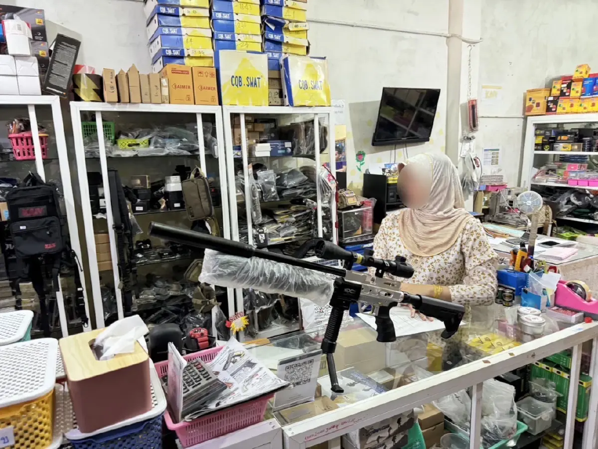 ตำรวจไซเบอร์ จับสาวเจ้าของร้านขายปืนทางออนไลน์