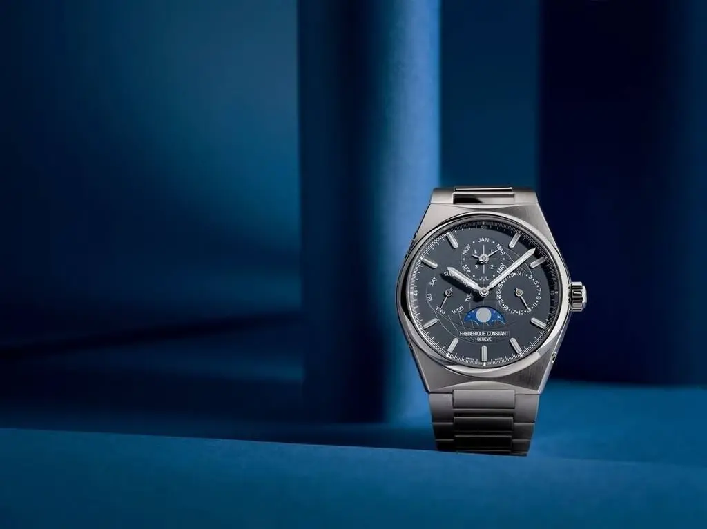 เปิด 5 รุ่นเด่นนาฬิกาหรู Frederique Constant  คอลเลคชั่น Highlife