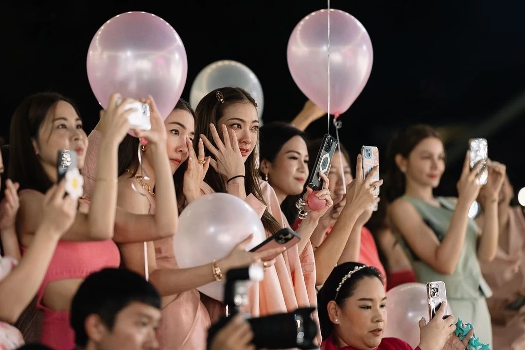 โมเมนต์หวาน "เมย์ พิชญ์นาฏ" สุดซึ้ง "ไฮโซบิ๊ก" จัดใหญ่เซอร์ไพรส์ขอแต่งงาน