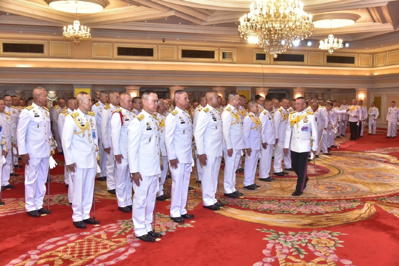 "บิ๊กต่อ" นำถวายสัตย์นายทหารชั้นนายพล ได้รับพระราชทานชั้นยศสูงขึ้น