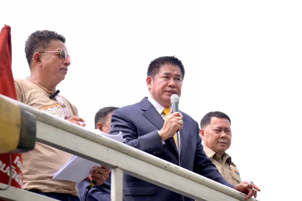 ร.อ.ธรรมนัส พรหมเผ่า รมว.เกษตรและสหกรณ์ 