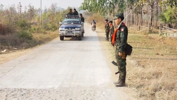 "ทหารเมียนมา" พุ่งเป้าโจมตีเมืองฟลูโซว์ ถูก "กะเหรี่ยงคะยา" ขัดขวางหนัก