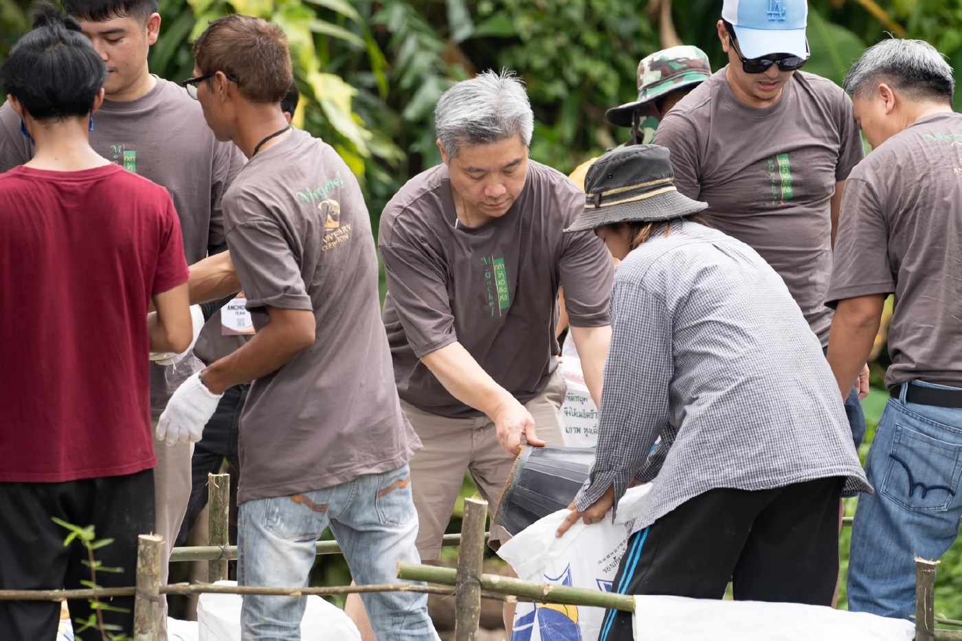 เมกาเชฟ คืนความสมบูรณ์ให้ระบบนิเวศน์ “ปลุกพลัง สร้างจิตอาสา ทำฝายชะลอน้ำ”