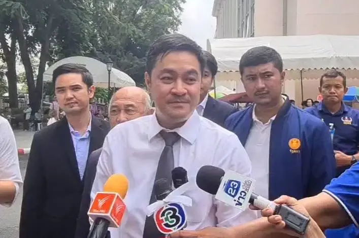 "หมออ๋อง" ยันยังมีเวลาตัดสินใจถึง 28 ต.ค. สังกัดพรรคใหม่