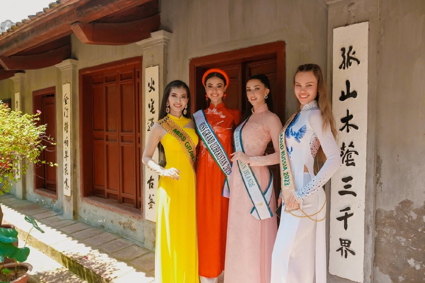 อุ้ม ทวีพร ถึงเวียดนามเรียบร้อย พร้อมตะลุยกิจกรรมแบบจัดเต็ม