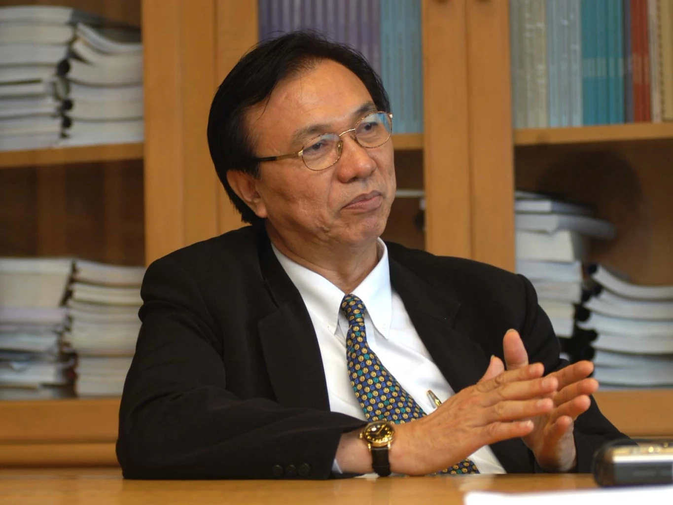 ‘สมบัติ ธำรงธัญวงศ์’ คน 14 ตุลาฯ ที่เดินเข้าเจรจารัฐบาลเคียงข้างแกนนำ