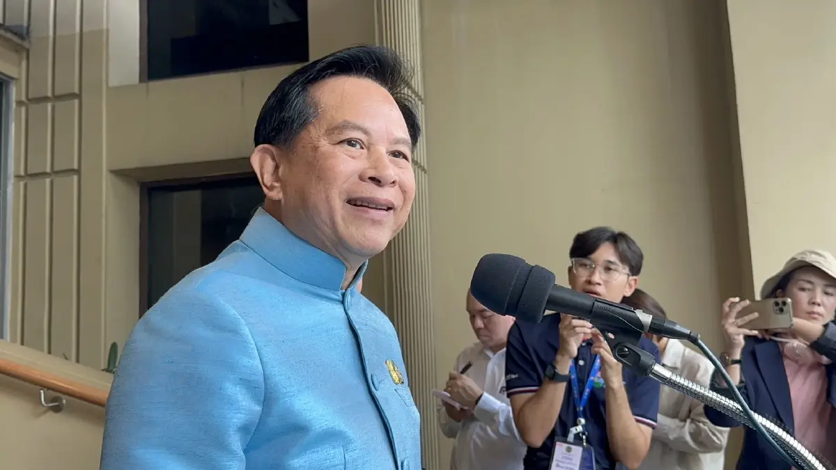 พีระพันธุ์ สาลีรัฐวิภาค รัฐมนตรีว่าการกระทรวงพลังงาน