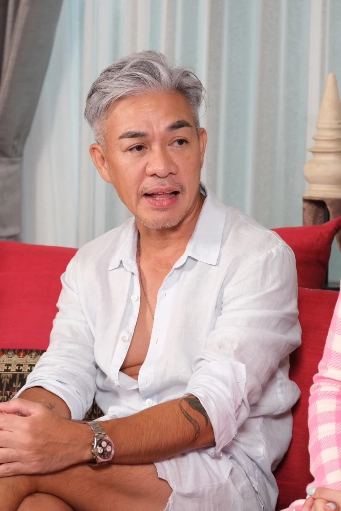 เอมมี่ มรกต ควงสามีเปิดใจที่แรก เส้นทางรัก 17 ปี เกือบเลิกกันเพราะสิ่งนี้