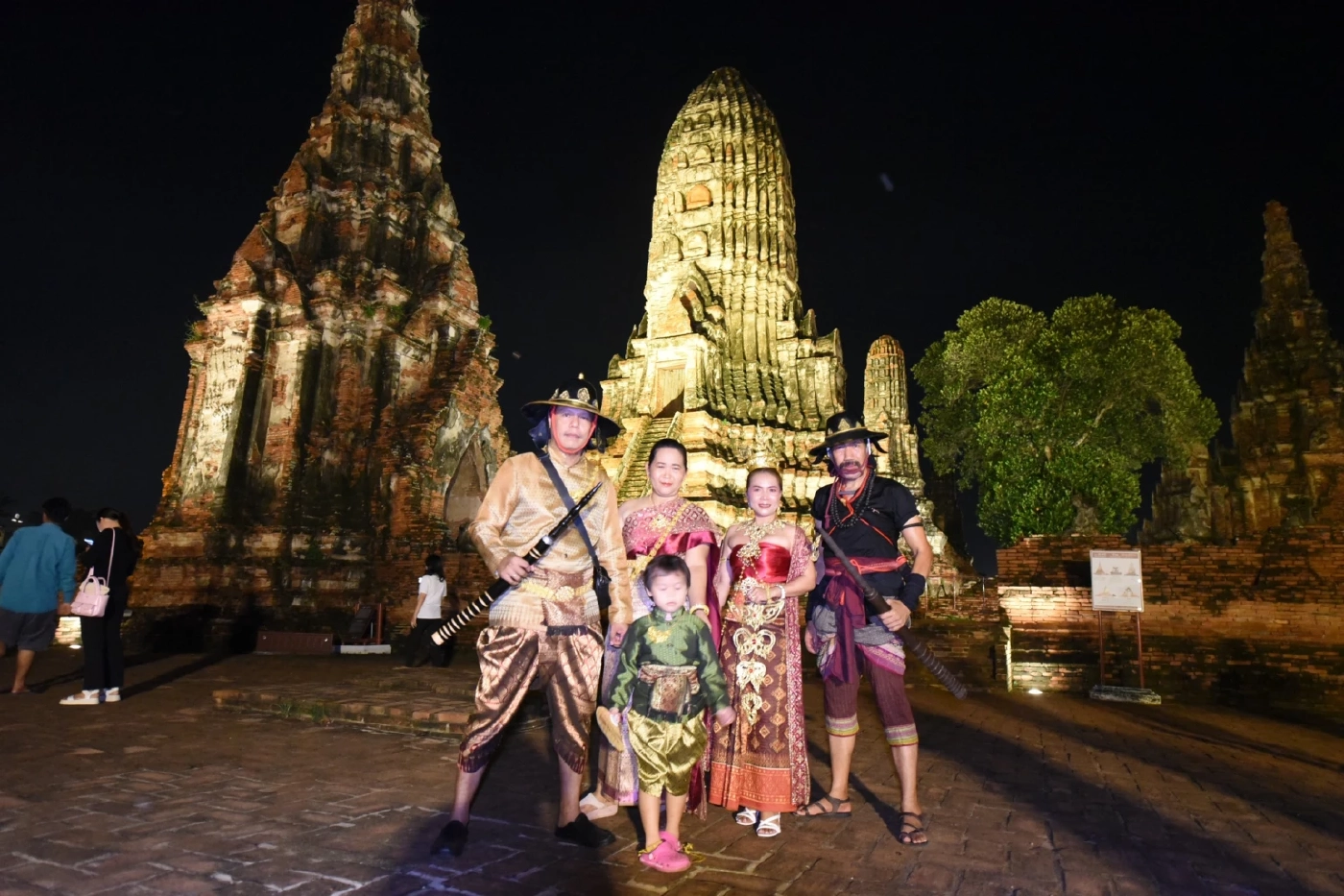 กรมศิลปากรจัด 'ราตรีนี้...ที่วัดไชยฯ' ชวนแต่งชุดไทย ชมแสงไฟยามค่ำ