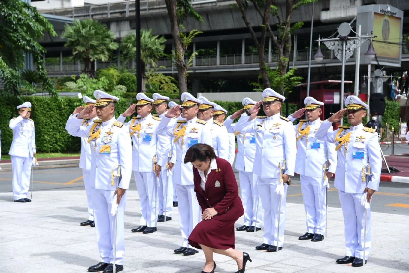 “บิ๊กต่อ” ทำบุญ เสริมมงคล "ผู้บัญชาการตำรวจแห่งชาติ"