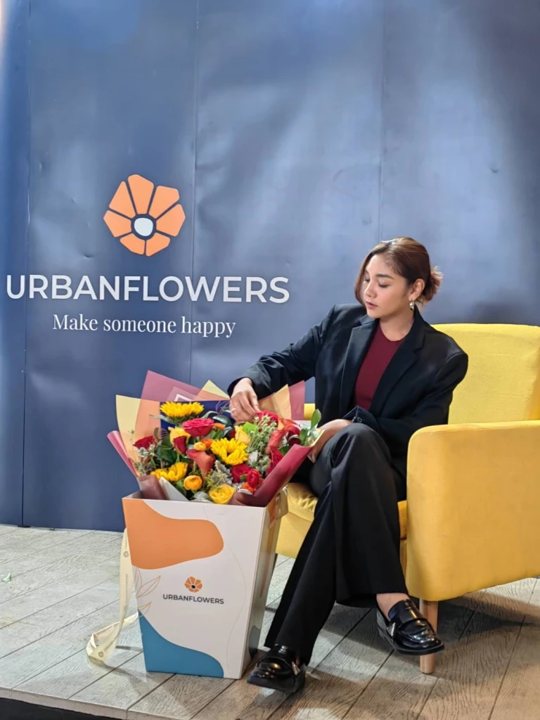 เรียบแต่โก้กับการ "จัดดอกไม้" แฝงกลิ่นอายสแกนดิเนเวียน