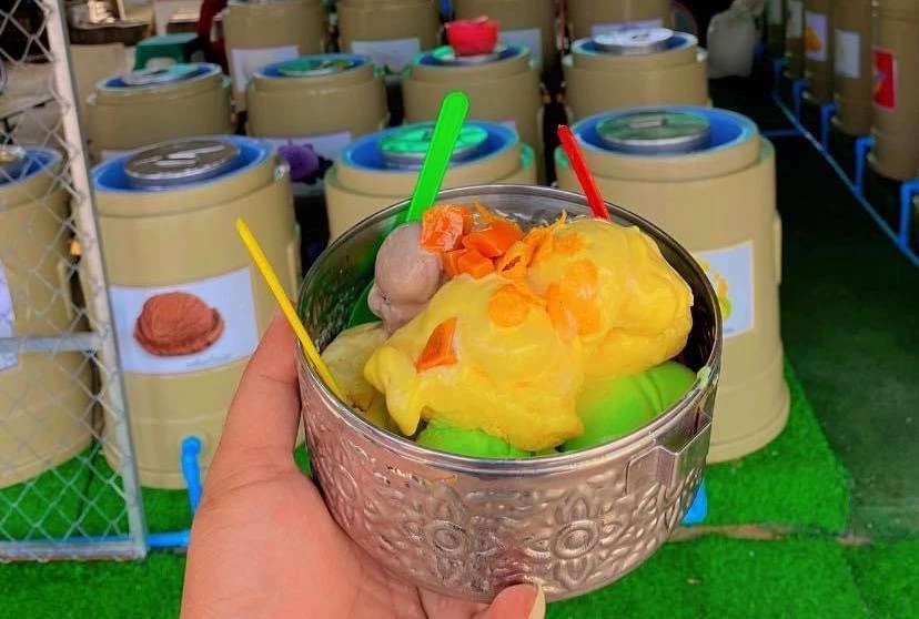 "เรียกเสี่ยเลยได้ไหม" ร้านไอศกรีมบุฟเฟ่ต์ ยอดขาย  5,000-8,000 บาท ต่อวัน