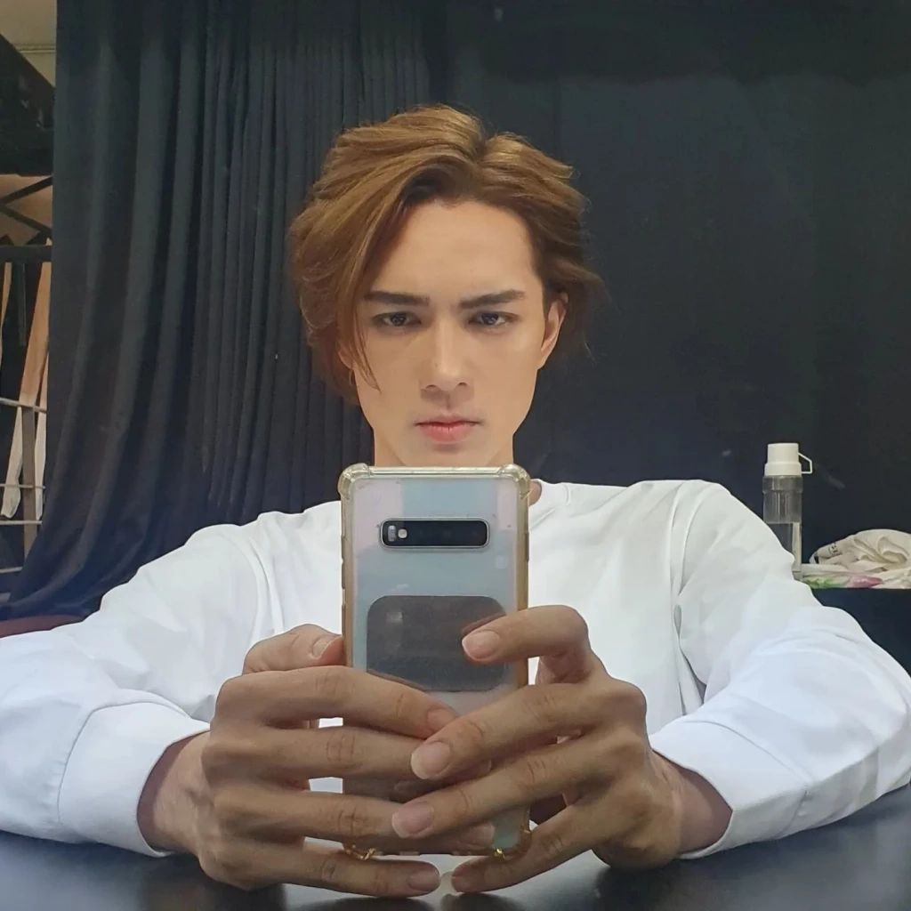 "แน็ก ชาลี" แจงดรามาคบ "เก๋ไก๋"  3 ปี สรุปหนังคนละม้วนจริงไหม ลั่น!ขอโสดไปยาวๆ