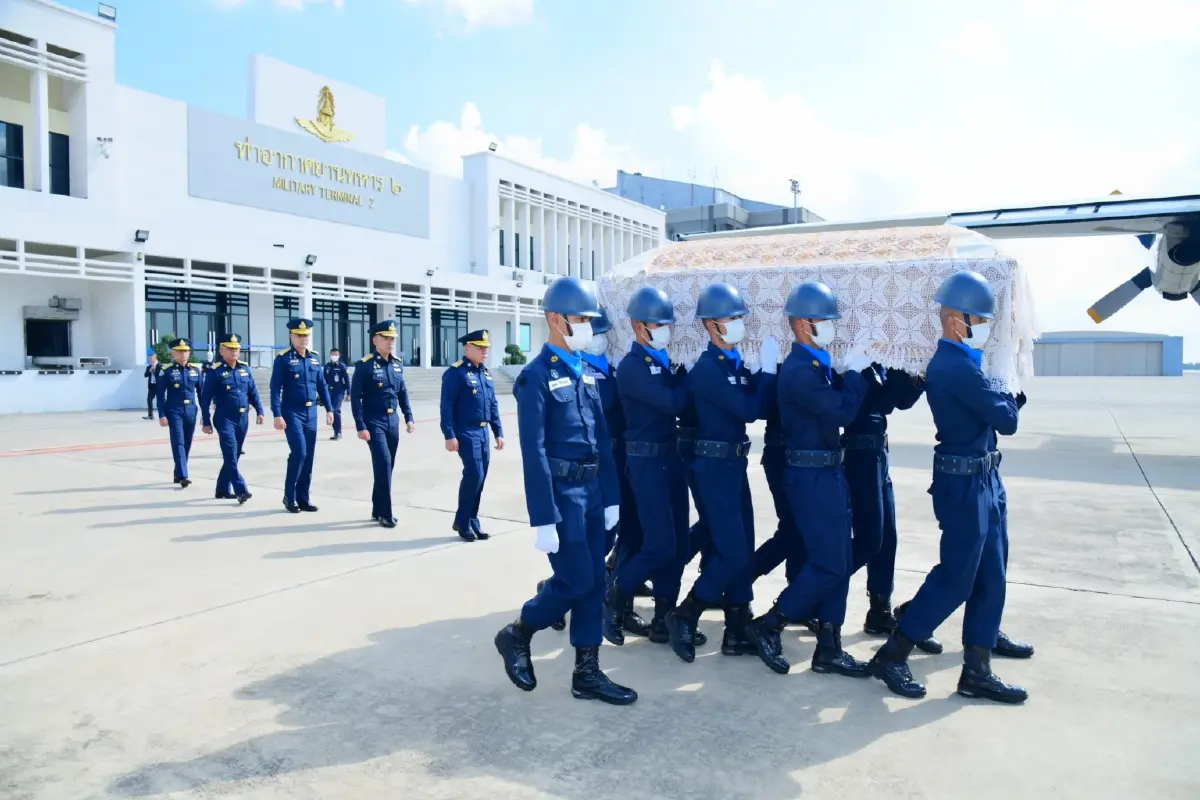 ทอ.จัดเครื่องบิน C-130 เคลื่อนย้ายศพ จุฬาราชมนตรี ไปทำพิธีตามศาสนาที่สงขลา