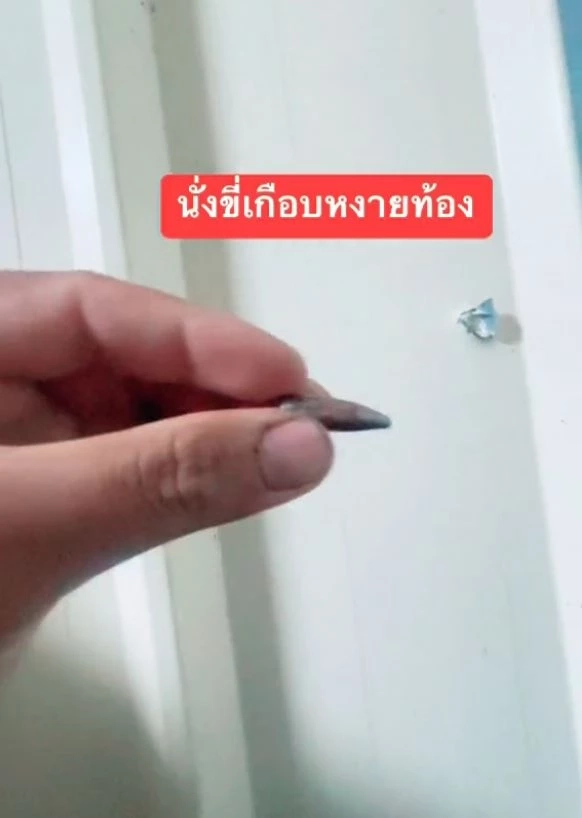 แรงงานไทยเล่าระทึก กำลังปลดทุกข์ กระสุนทะลุกำแพงห้องน้ำ เกือบหงายท้อง!