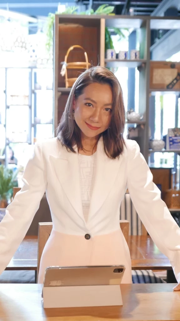 เปิดเส้นทางนักธุรกิจหญิงคนเก่ง "น้ำผึ้ง จารุวรรณ โชติเทวัญ" ทายาทสหฟาร์ม