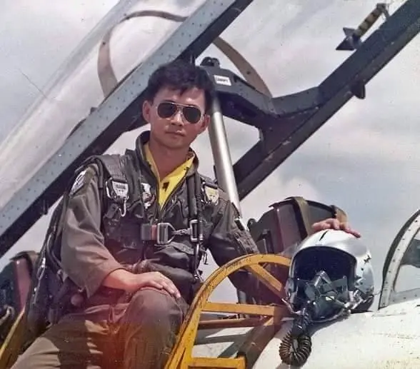 2 นักบินการบินไทย อาสาภารกิจร่วม "ทัพฟ้า" ช่วยคนไทยในอิสราเอลกลับบ้าน