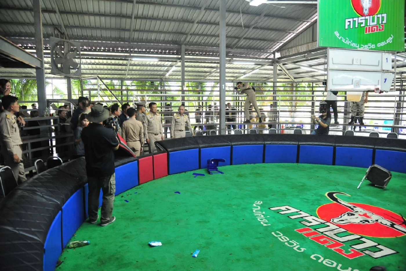 "อนุทิน" ลงพื้นที่บ่อนไก่นครปฐม กวดขันผู้มีอาวุธปืน หลังเกิดเหตุยิงกัน