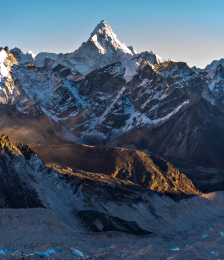 โลกเดือดสะเทือนเอเวอเรสต์ ทำน้ำแข็งละลาย-ปีนยากขึ้น คร่าชีวิตนักปีนเขา