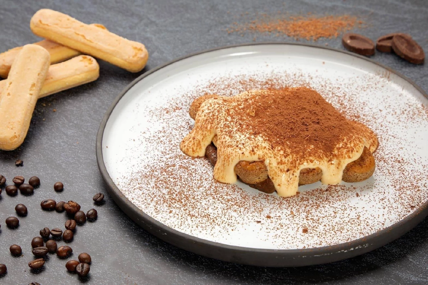 อร่อยเลาะริมชายฝั่งทะเลเมดิเตอร์เรเนียนที่ ลา ทาโวลา (La Tavola)