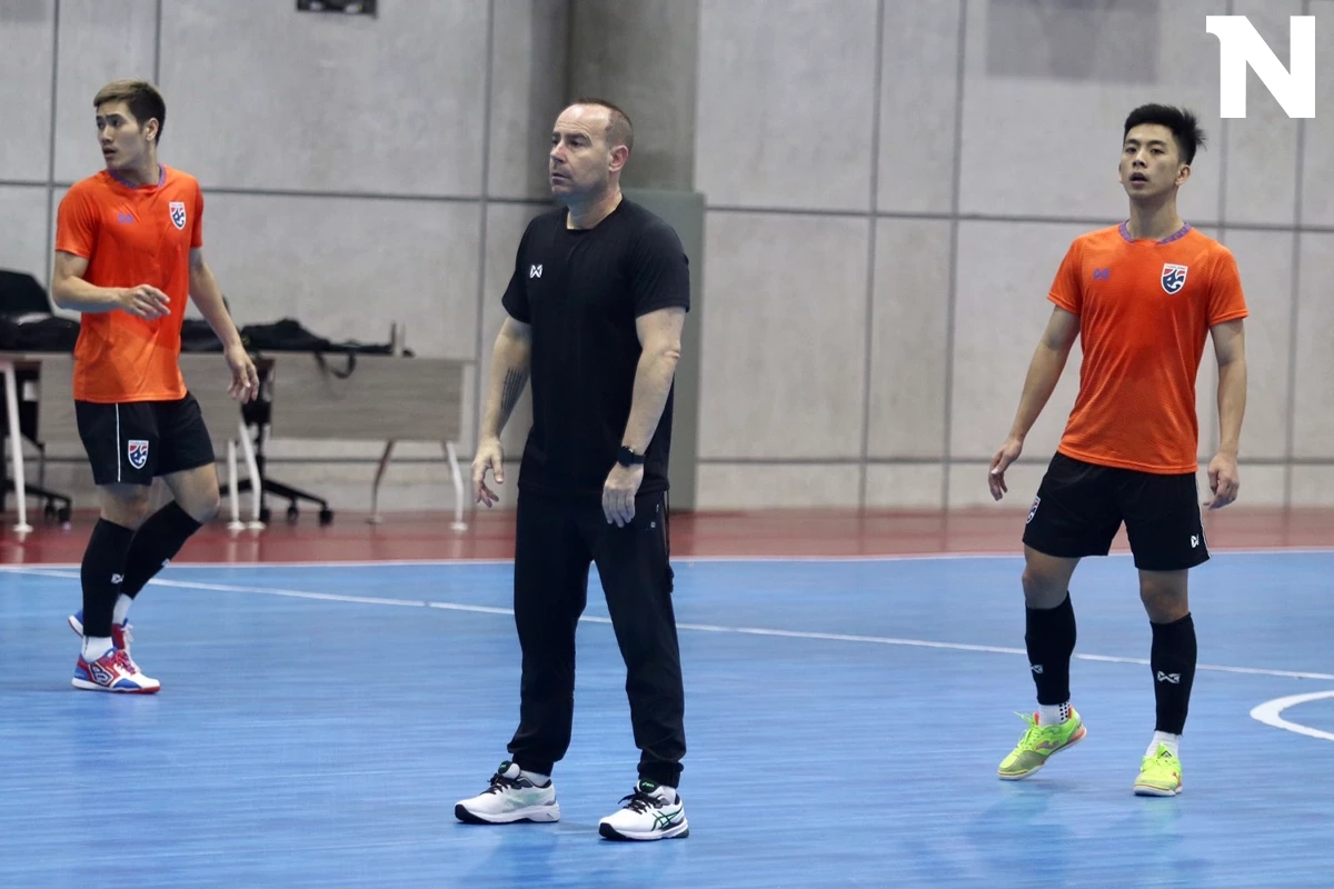 ถ่ายทอดสด "ไทย พบ ฮ่องกง" ศึกคัดฟุตซอลเอเชียคืนนี้ เช็กความพร้อม-ลิงก์ชมสด