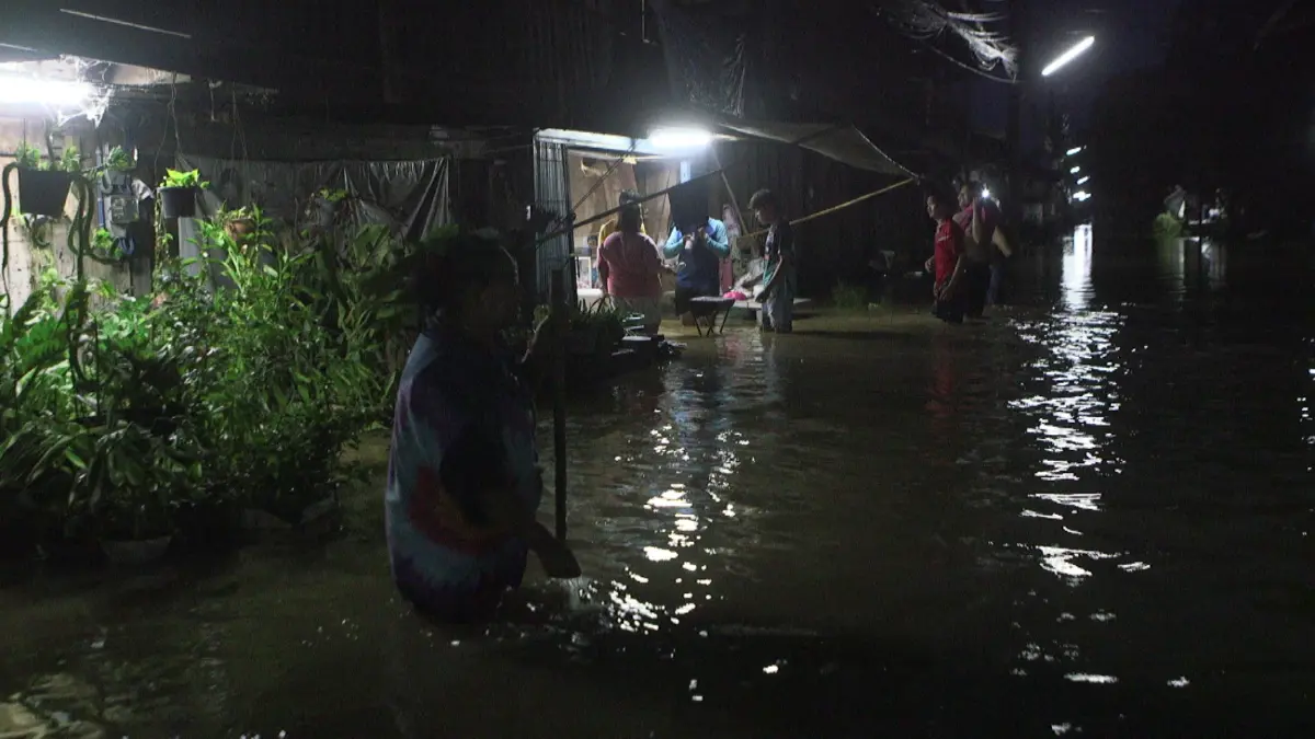 ชาวบ้านเทศบาลทับคล้ออ่วม ถูกน้ำท่วมรอบที่ 3 ของปี ครั้งนี้หนักสุด