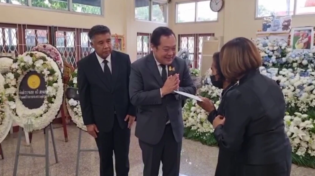 รมว.ยุติธรรม เป็นประธานเผาร่าง "น้องหนุงหนิง" ส่งไปสู่ภพที่ดีคร้ังสุดท้าย