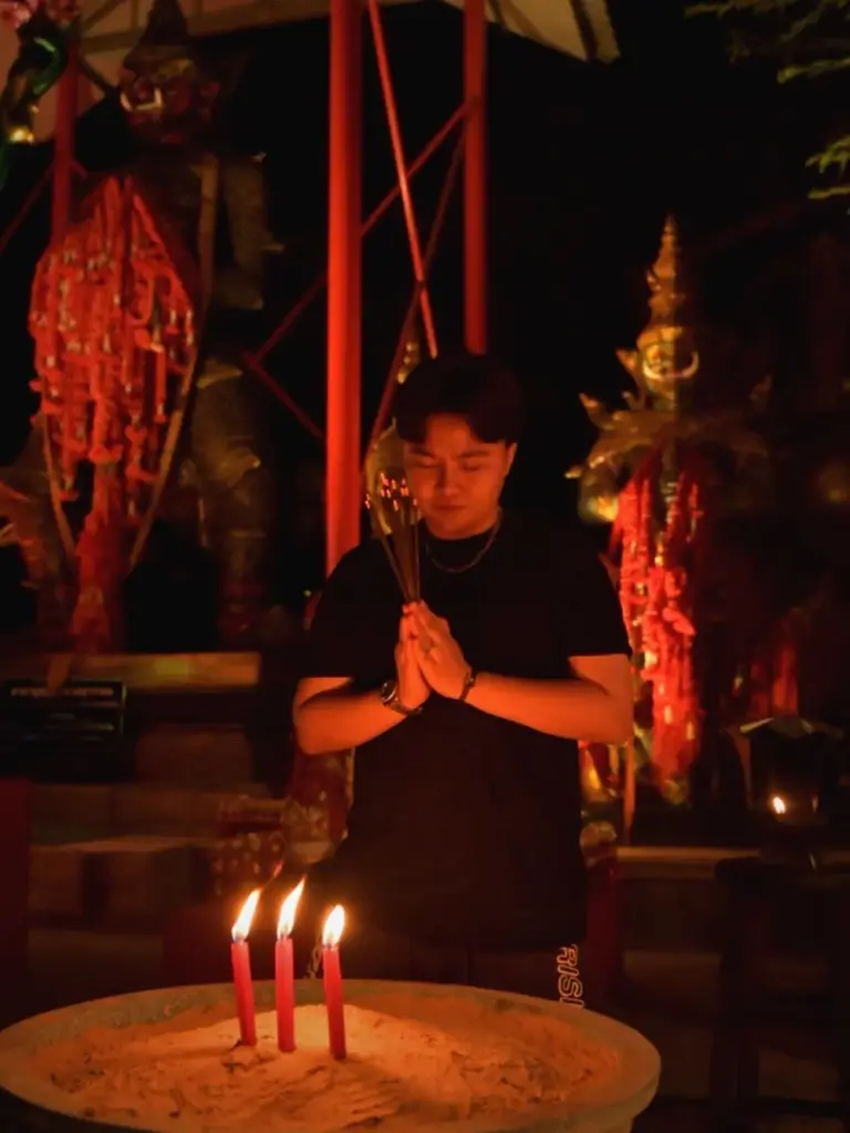 หมอเค้ก ฟาดดวงแรงๆ อีกแล้ว ชี้ 5ราศีดวงดีสุดๆ การเงินมาแรงการเงินเต็มเป้า