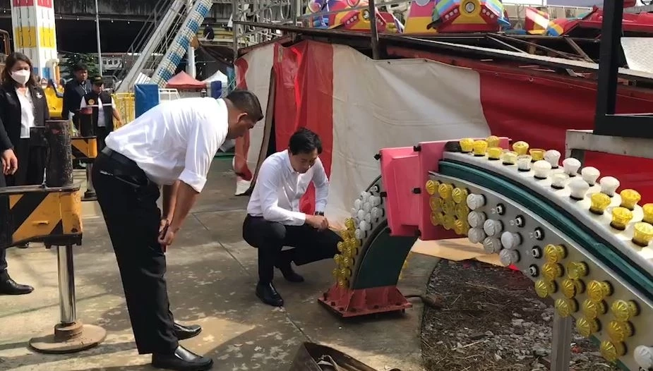 พบเครื่องเล่น "ปลาหมึกยักษ์" เชื่อมที่นั่งแทนนอตยึด จนชำรุดหล่นกระแทกพื้น