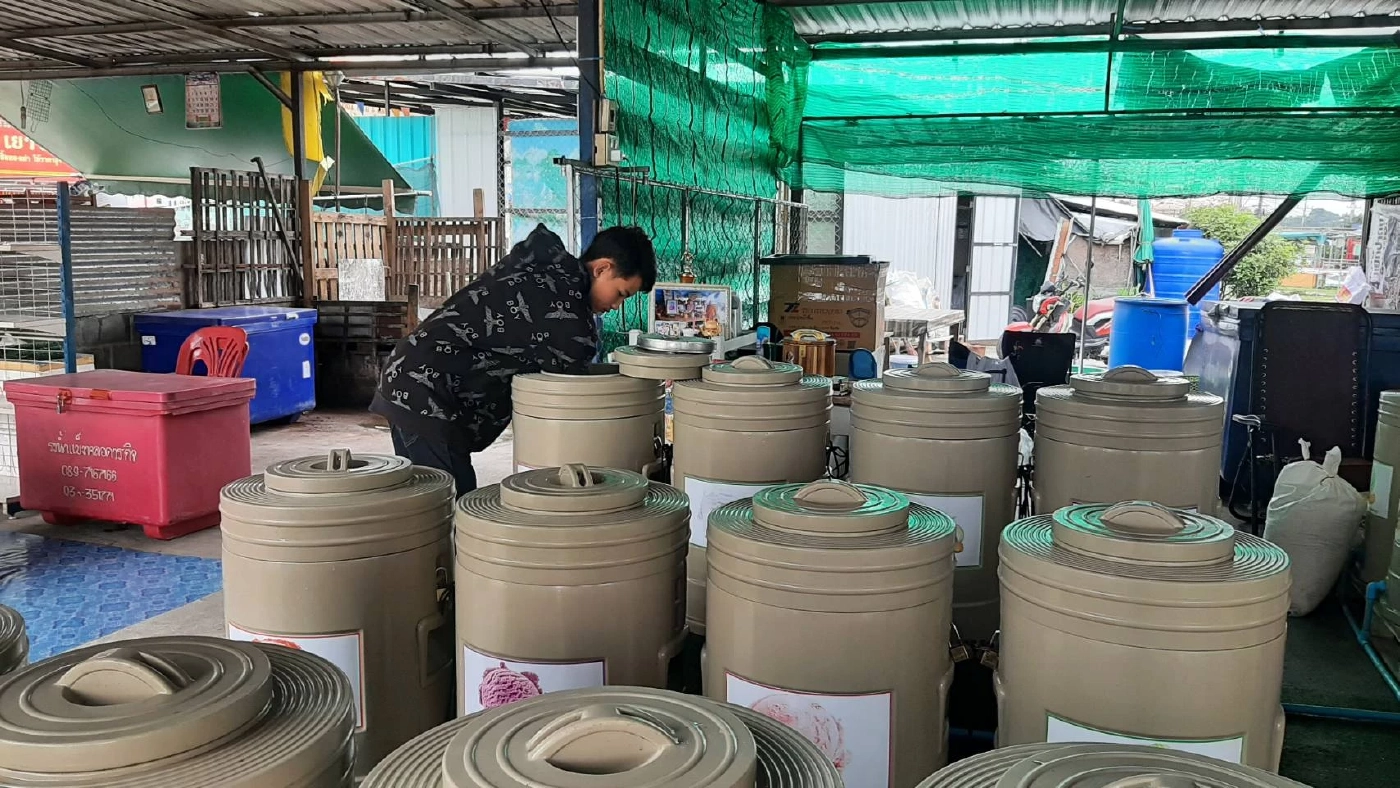 "เรียกเสี่ยเลยได้ไหม" ร้านไอศกรีมบุฟเฟ่ต์ ยอดขาย  5,000-8,000 บาท ต่อวัน