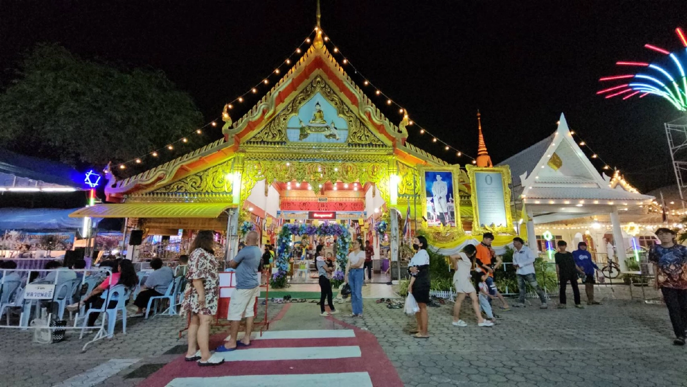 ชาวบ้านสุดทน แจ้งจับแก๊งขอทาน นั่งขอเงิน เกลื่อนงานวัดหลวงพ่ออี๋