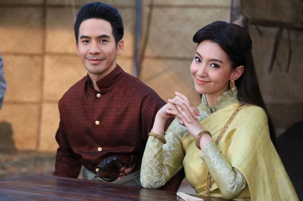 ส่องค่าตัวพระเอกดัง "โป๊ป ธนวรรธน์" หลังรับ 3 บทบาทในละครพรหมลิขิต