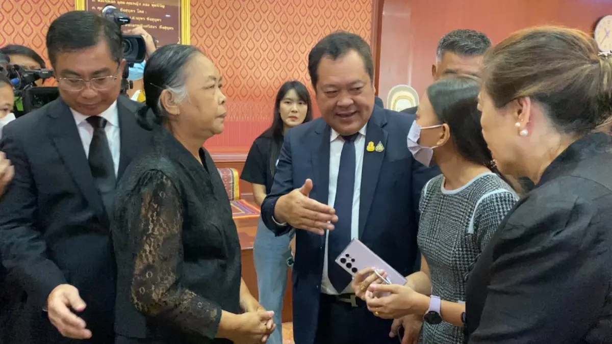 รมว.ยธ.ร่วมงานฌาปนกิจ "ตะวัน" พร้อมมอบเงินเยียวยาเหยื่้อคดีอาชญากรรม