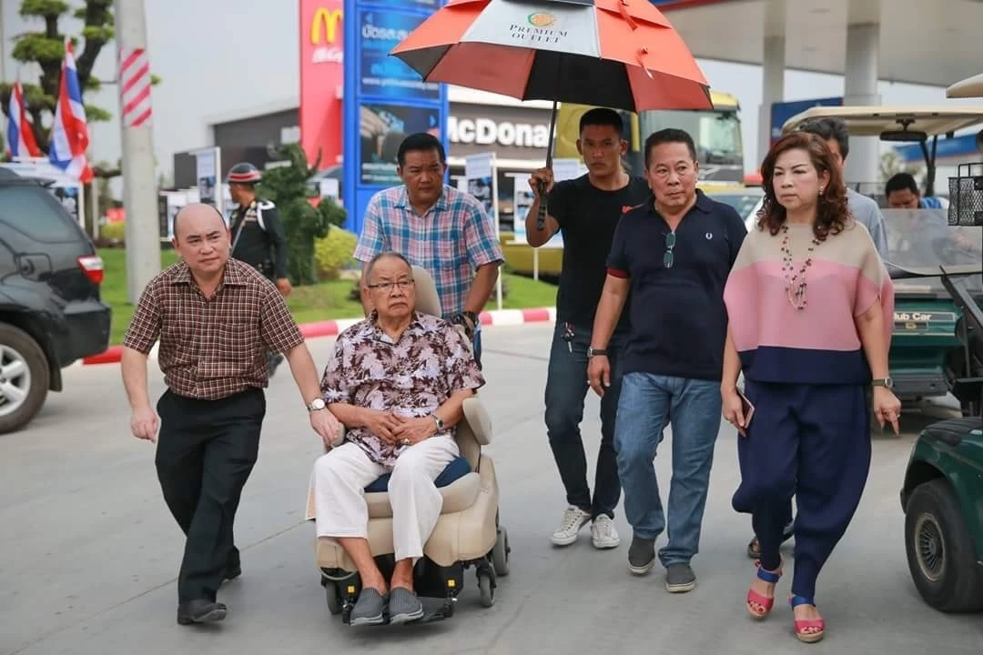 เปิดประวัติ ประเสริฐ สะสมทรัพย์ ประมุขบ้านใหญ่ นครปฐม เสียชีวิตอย่างสงบในวัย 96 ปี