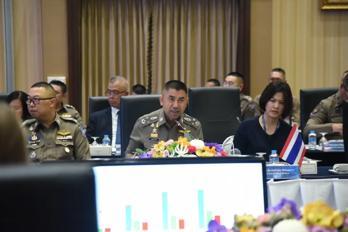 ผบ.ตร.ต้อนรับคณะทูตสหรัฐ ร่วมหารือปัญหาค้ามนุษย์ เล็งผลประเทศเพื่อนบ้าน