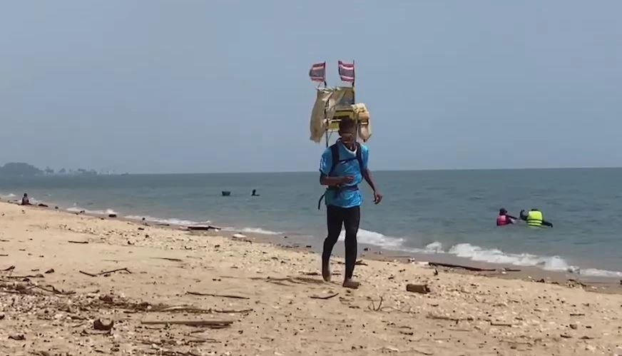 ยกนิ้วให้ ลุงอับดุล นักวิ่งจิตอาสาหาเงินช่วยโรงพยาบาล ถึงระยองแล้ว FC แห่ตอนรับ