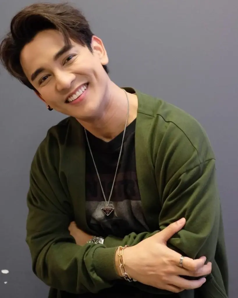 กัน นภัทร สุดปลื้มวันเกิด เปิดของขวัญสุดล้ำค่า