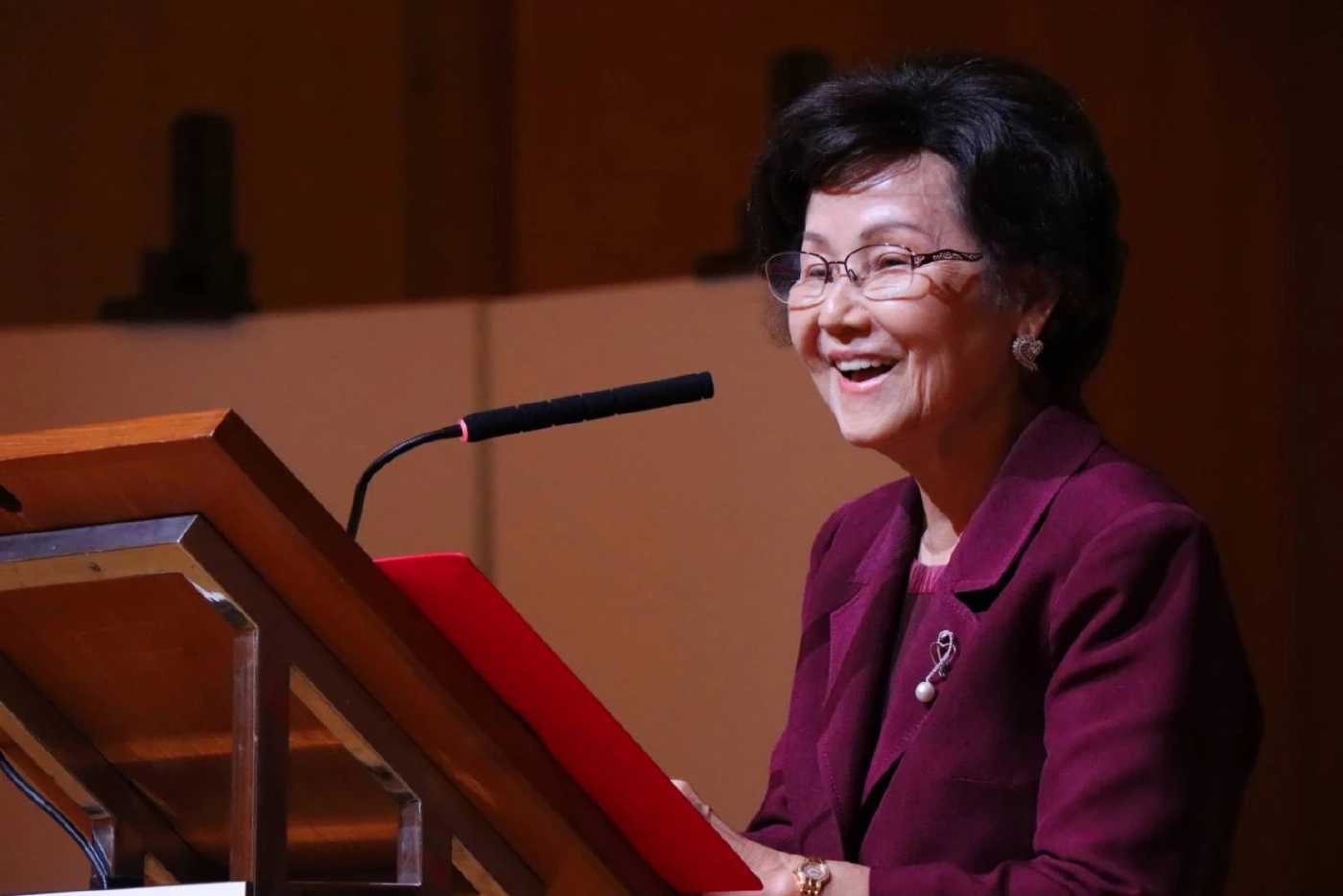 รศ.เกศินี วิฑูรชาติ อธิการบดีมหาวิทยาลัยธรรมศาสตร์