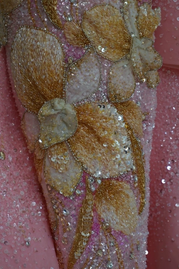 ที่มาชุดราตรี โบว์ สุภาภรณ์ หลังเข้ารอบ 7 คนสุดท้าย Miss International 2023