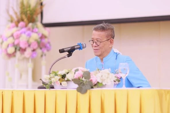 อัปเดตอาการ ผู้ว่าฯปู หลังผ่าตัดสมอง ชาวเน็ตทราบข่าว แห่ส่งกำลังใจเพียบ