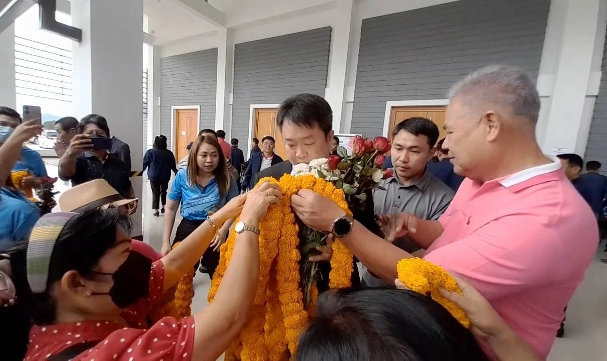 'หมอหนุ่ย' ผู้เดินเกมส์ส่ง 'หมอวัติ' นั่งว่าที่ นายก อบจ.กาญจนบุรี