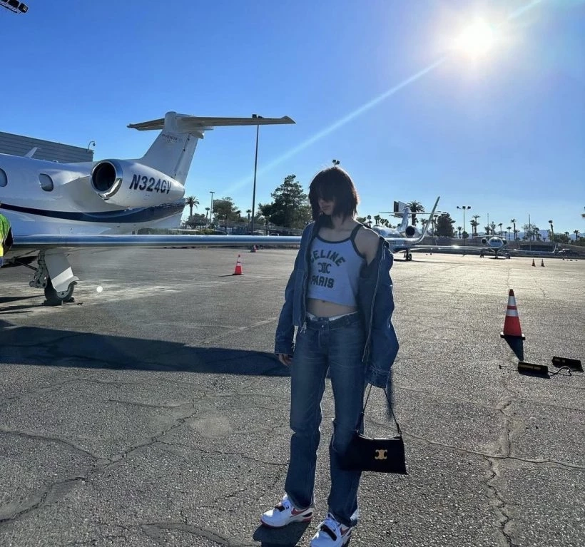 “ลิซ่า” อวดหุ่นแซ่บใส่บิกินีตัวจิ๋ว “คุณแม่จิตทิพย์” ไม่แพ้เซ็กซี่คู่ลูก