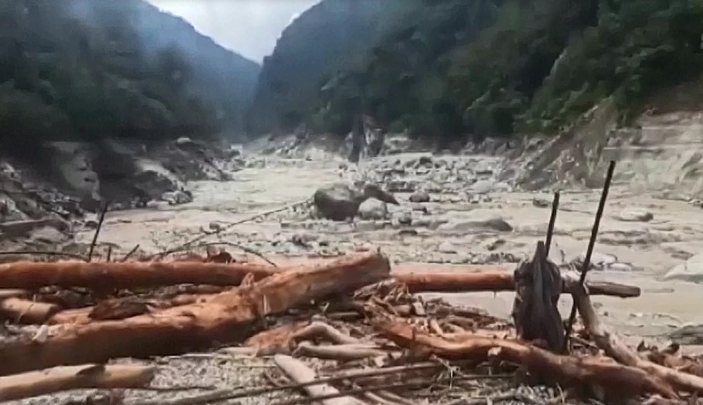 อินเดียเร่งหาผู้สูญหายกว่า 100 คน หลังน้ำท่วมฉับพลันในรัฐสิกขิม