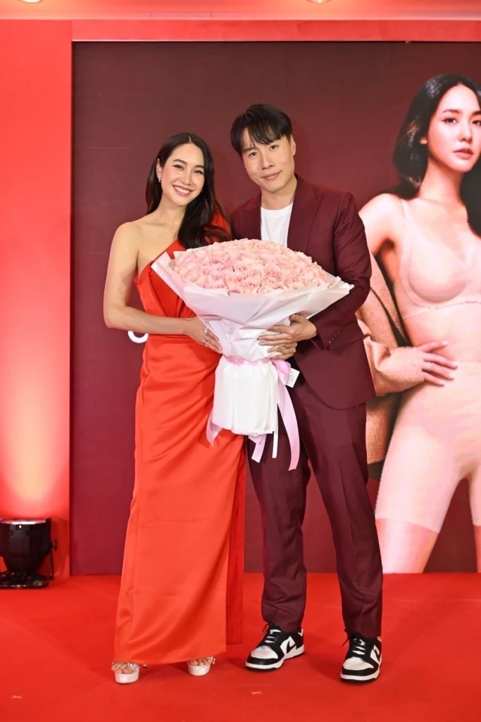 “มิน พีชญา” เปิดตัวคนรู้ใจครั้งแรก รักนี้คุณพ่อปลื้ม คุณแม่เชียร์ 