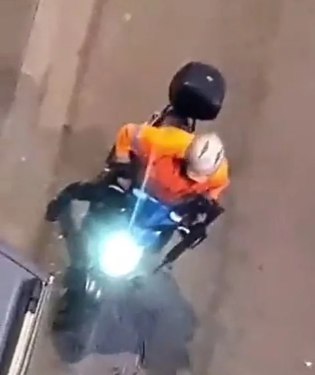 ภาพจาก Daily Mail