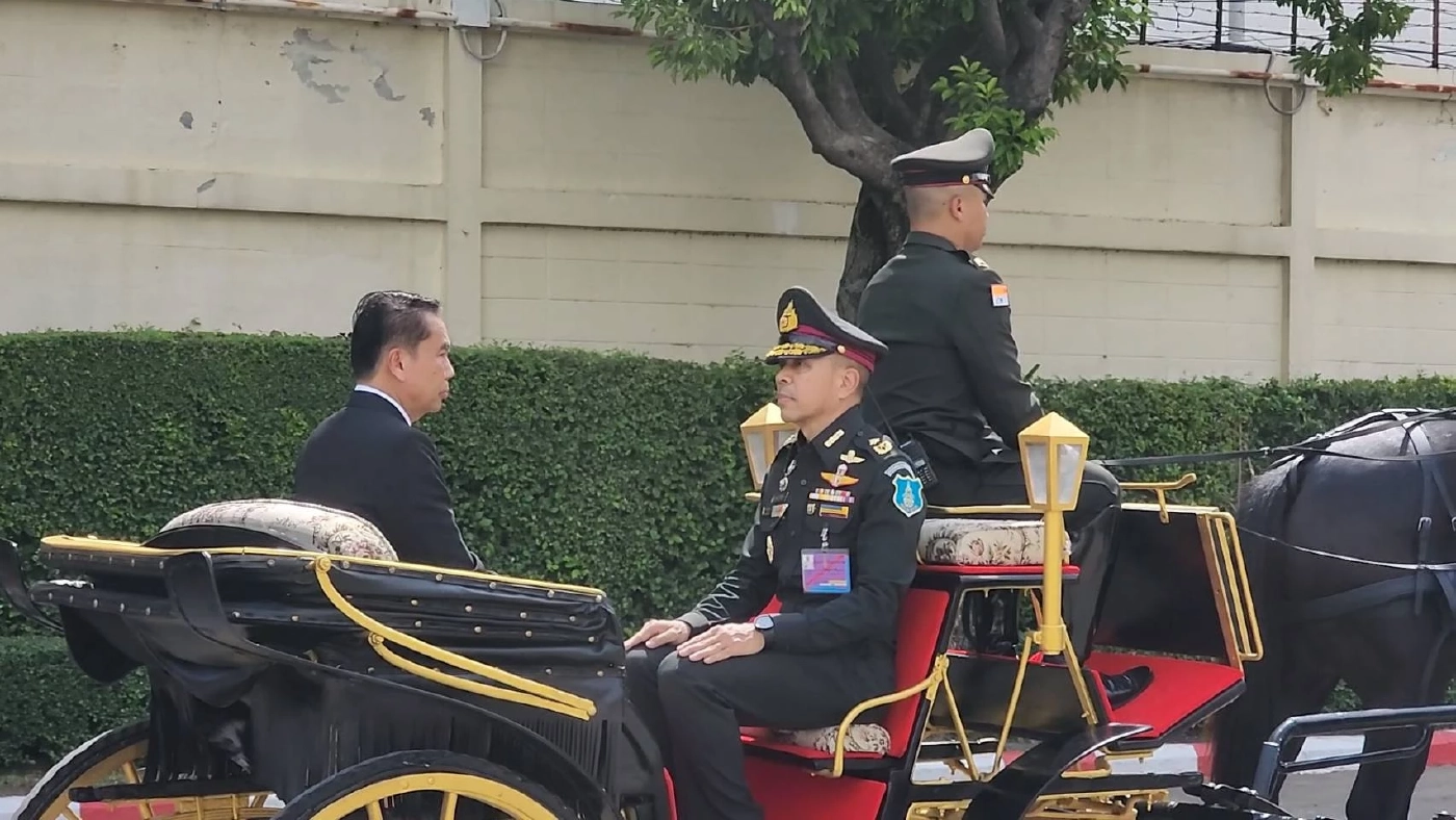 &quot;กองทัพบก&quot; เล่นใหญ่ จัดขบวนรถม้าเป็นครั้งแรก เพื่อต้อนรับ &quot;บิ๊กทิน&quot;