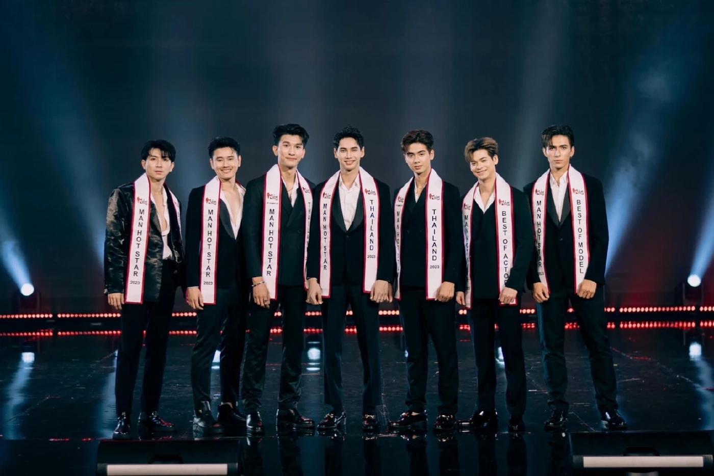 พลิกโผ "โอ๊ต  ณัรณวัชร์" ม้ามืดคว้าตำแหน่ง Man Hot Star Thailand 2023