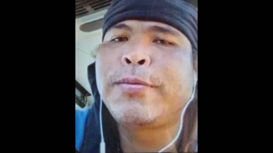 แม่เศร้า ลูกชายถูกยิงแถมโดนระเบิดเผาซ้ำเหลือแต่กระดูก