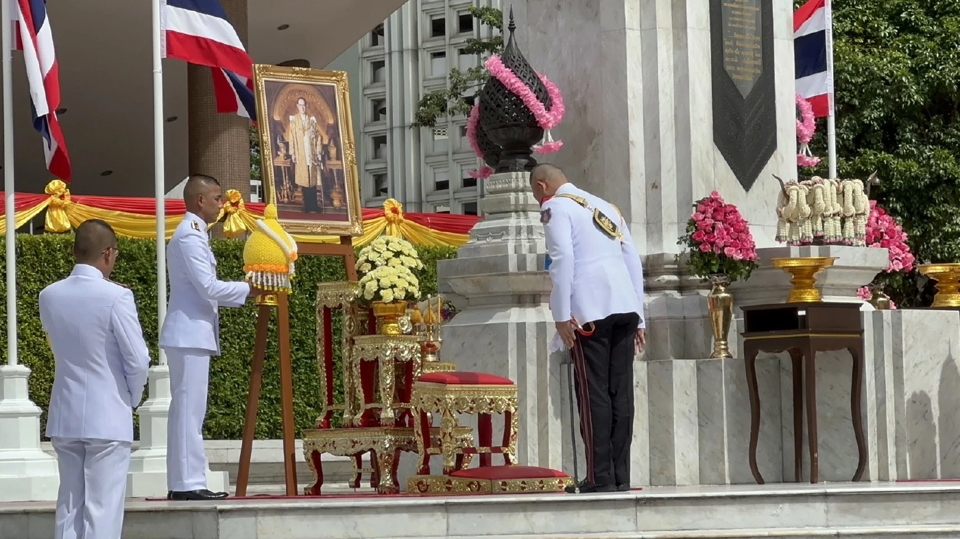 "บิ๊กต่อ" นำถวายสัตย์นายทหารชั้นนายพล ได้รับพระราชทานชั้นยศสูงขึ้น